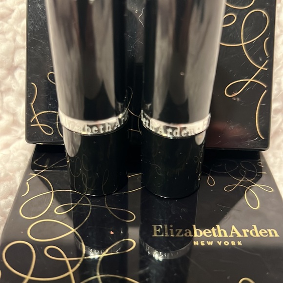 Elizabeth Arden MakeUp Bundle of 4 *NEW* - Picture 6 of 6